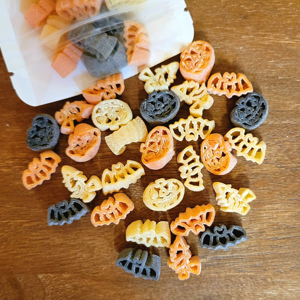 Flying Witch Trio: Bat, Jack-O-Lantern